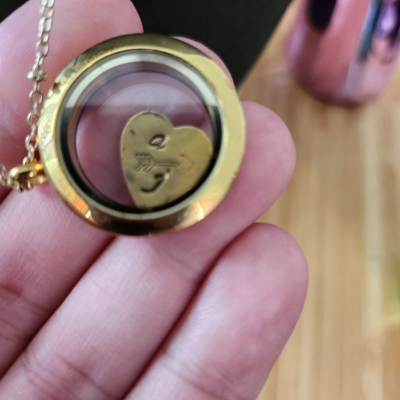 Custom floating initial A & J heart & arrow gold tone necklace - Picture 3 of 3